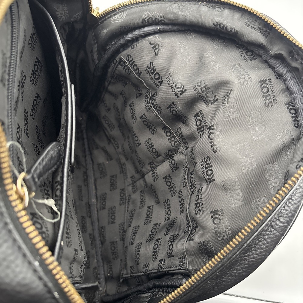 Michael Kors Abbey Black Pebbled Leather Medium Studded Backpack EUC - Picture 9 of 12